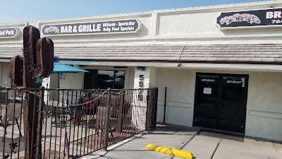 Hooch's 95 Bar & Grill